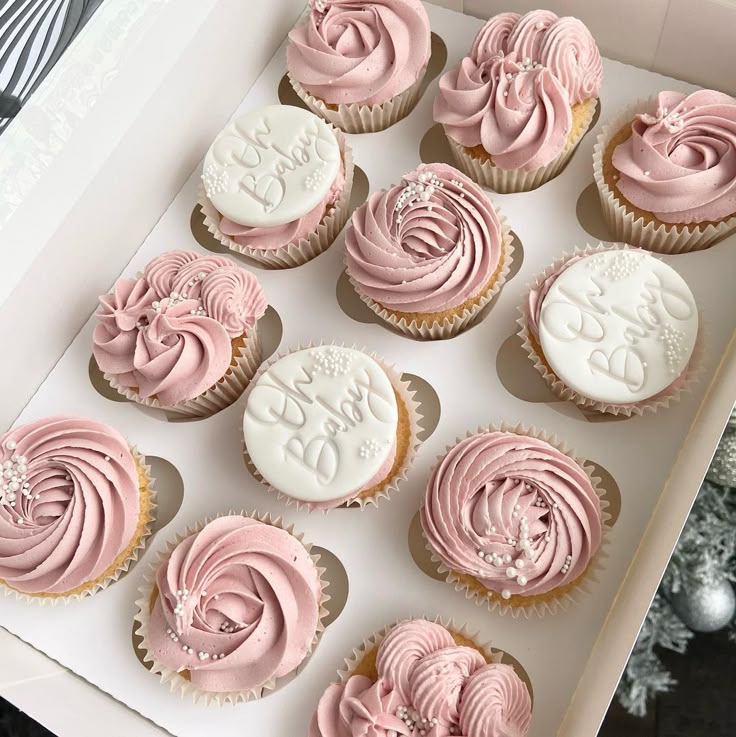 Baby shower cupcakes  - 12 - Pink
